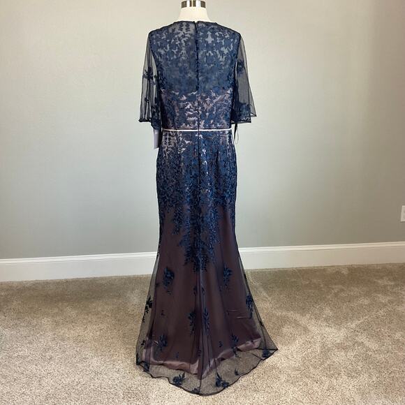 JS Collections Lace Short Sleeve Evening Gown Blue Size 10 Embroidered Formal - Picture 6 of 14